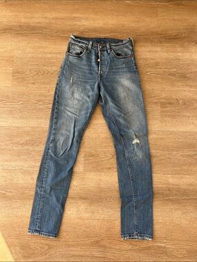 501® Stretch Skinny Jeans
295020013
Post Modern Blues
25 x 32